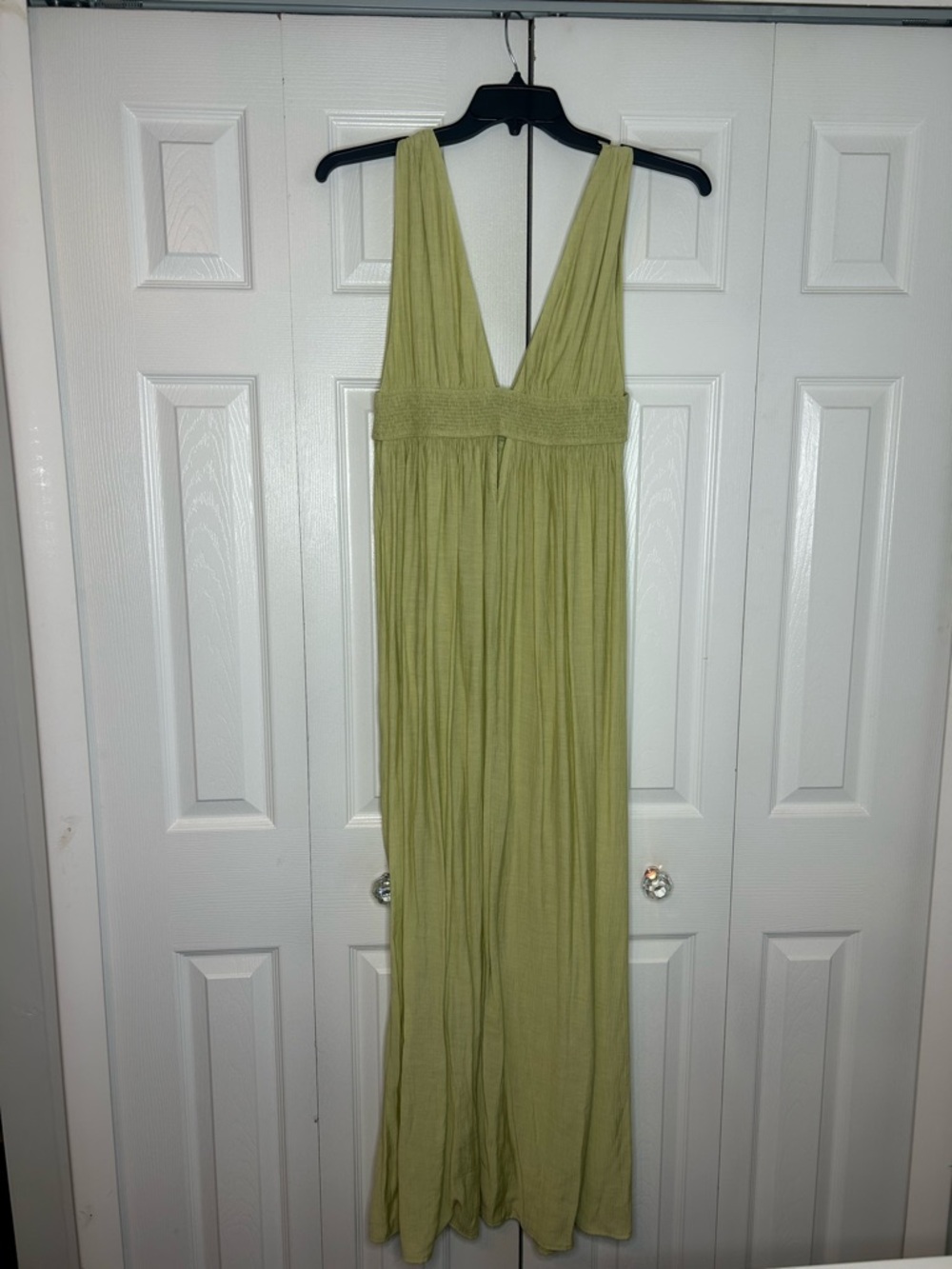 V-Neck Sleeveless Light Green Maxi Dress - Picture 4 of 5